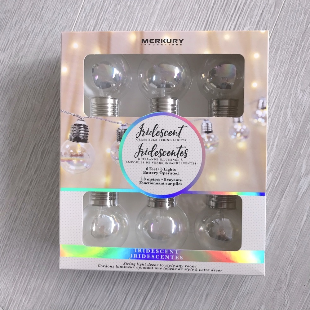 Merkury Innovations Iridescent Bulb String Lights